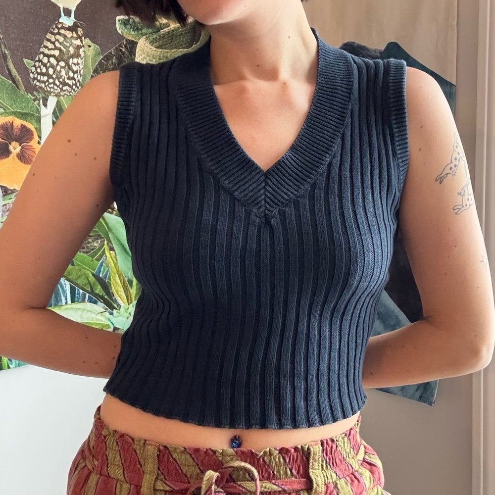 Brandy Melville Navy Blue Cropped Knit V-Neck Sweater Vest